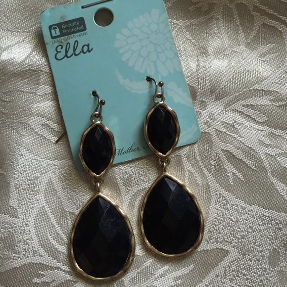Boutique earrings