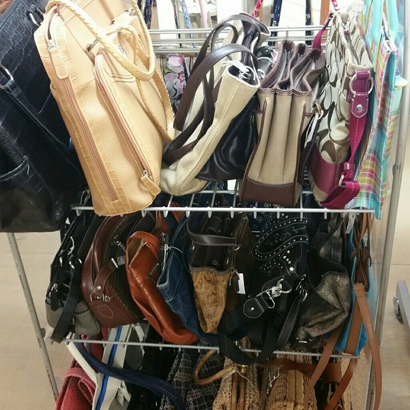 Meet your Posher, Kris - Picture 4 of 8