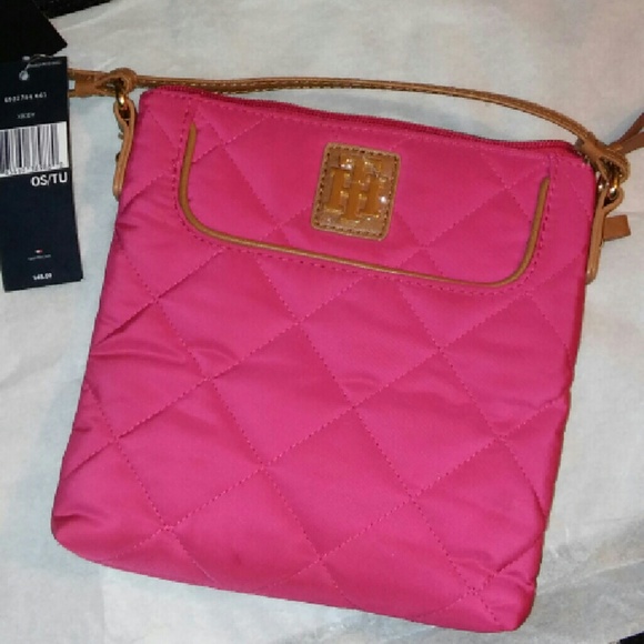 Tommy Hilfiger Cross Body NWT - Picture 1 of 3