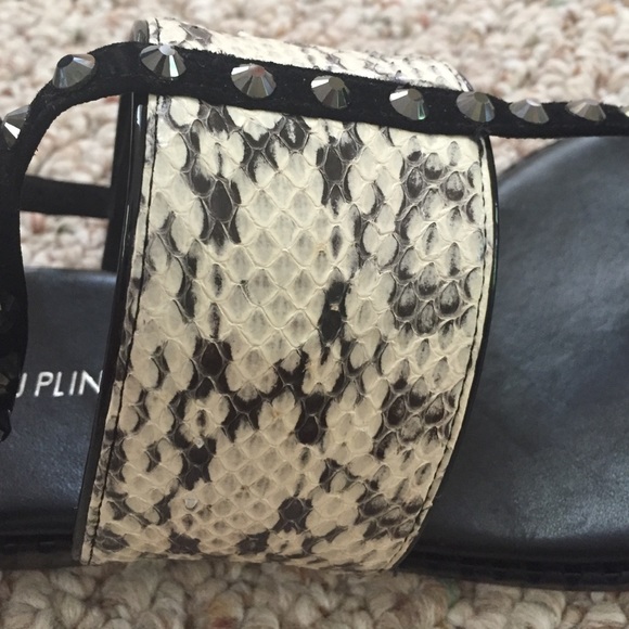 Sandals - Picture 4 of 4