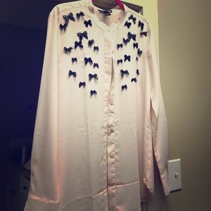 Button blouse