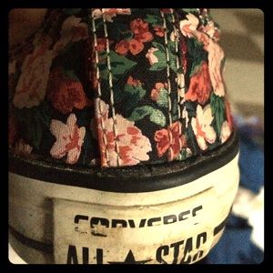 Converse Floral Chucks
