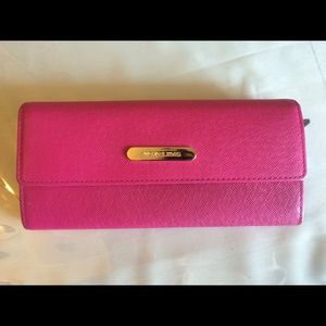 Micheal Kors Hot Pink Saffiano Leather wallet