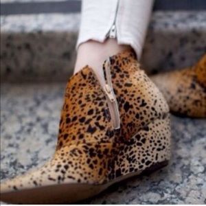 Matisse Leopard Print Nugent Booties.