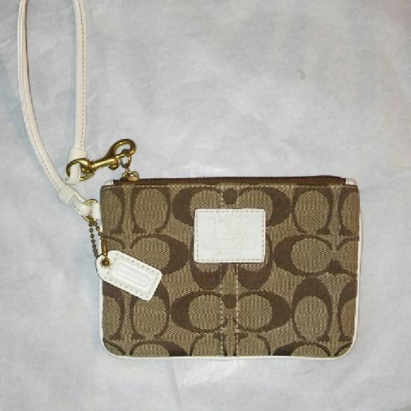 Coach Wristlet New