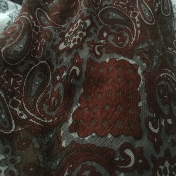 Multi-colored scarf - Picture 2 of 2