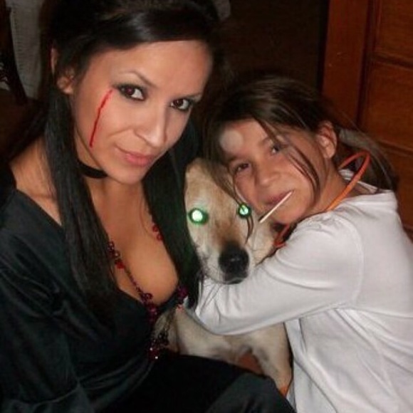 Meet your Posher, Evangelina - Picture 3 of 3