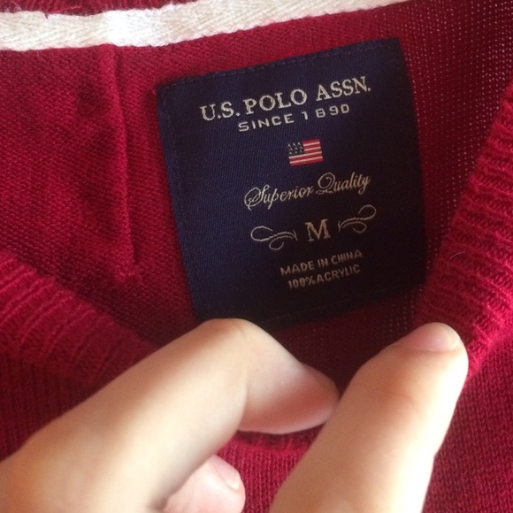 Sweater - Picture 3 of 4