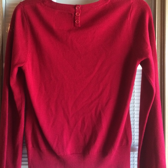 Sweater - Picture 4 of 4