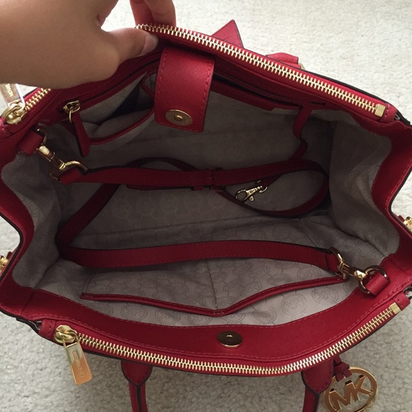 SOLD ON MERC Micheal Kors Purse AND Wallet Bundle - Picture 2 of 4