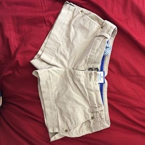 American eagle khaki shorts