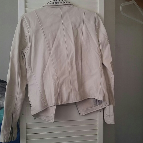 Jacket - Picture 2 of 2