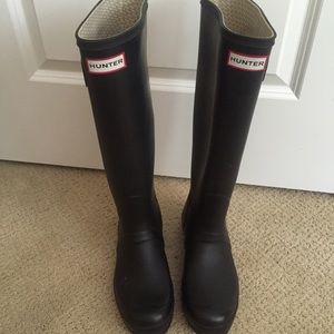 Tall black matte Hunter boots