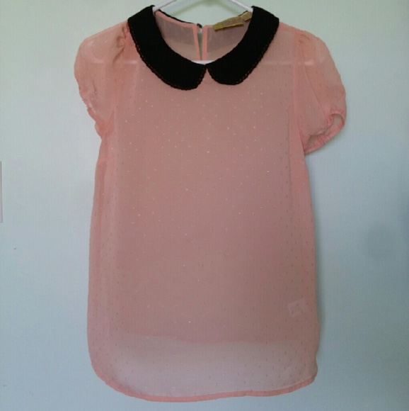 Vera Wang Tops - Peachy Pink Peter Pan Collared Shirt