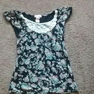 Adorable girls floral top