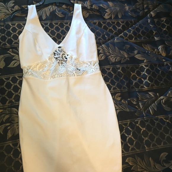 Foreign exchange white dress in size small - Picture 3 of 4