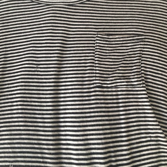 brandy melville striped tshirt - Picture 2 of 3