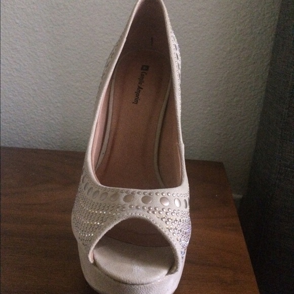 Gorgeous High Heels made in Brazil - Picture 2 of 2