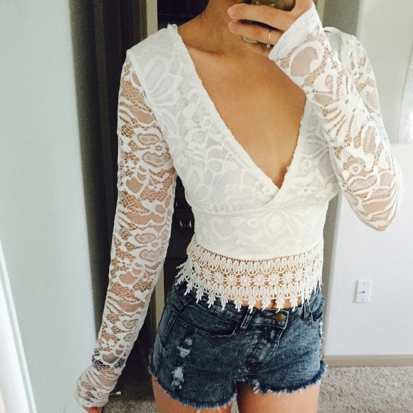 'SAN julian' Lace V Neck Top