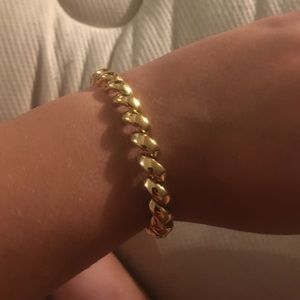 Beautiful gold bracelet