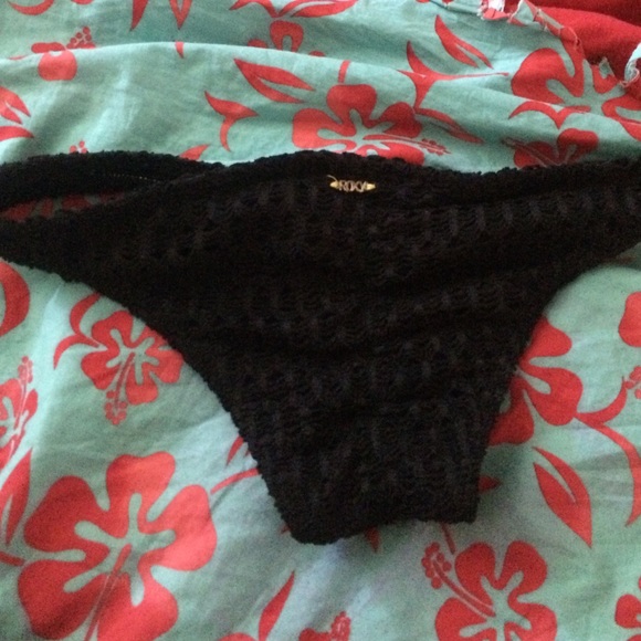 ROXY SWIM BLACK BOTTOMS - Picture 2 of 4