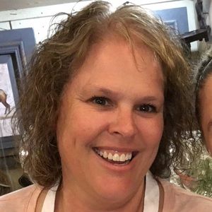 Meet your Posher, Stacy