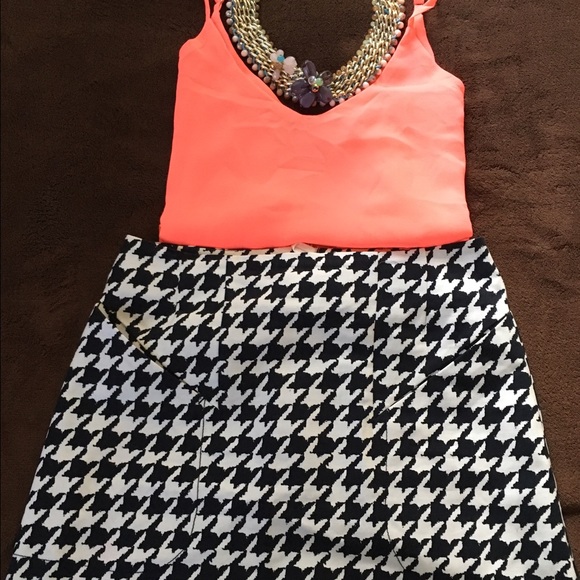 NWOT Black and white checkerboard skirt.