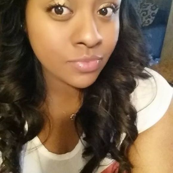 Meet your Posher, Janet