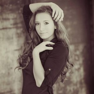 Meet your Posher, Lily