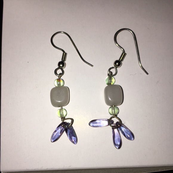 Super simple yet cute earrings - Picture 1 of 1