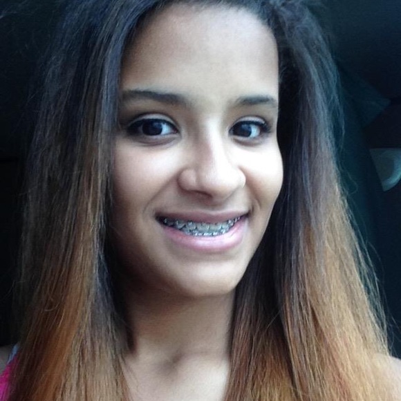 Meet your Posher, Katie - Picture 1 of 1