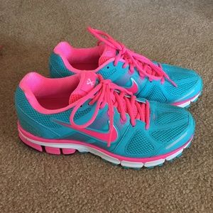 Nike - Pegasus 28 size 7.5