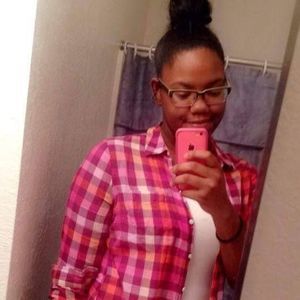 Meet your Posher, Melanie