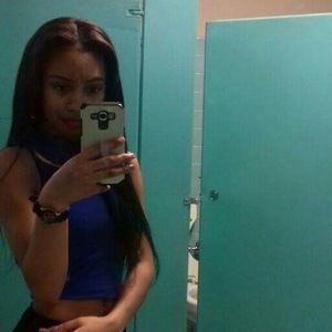 Meet your Posher, Najah