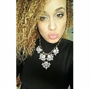 Meet your Posher, Gen