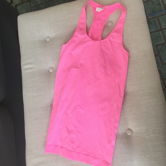 Under armour heat gear tank top