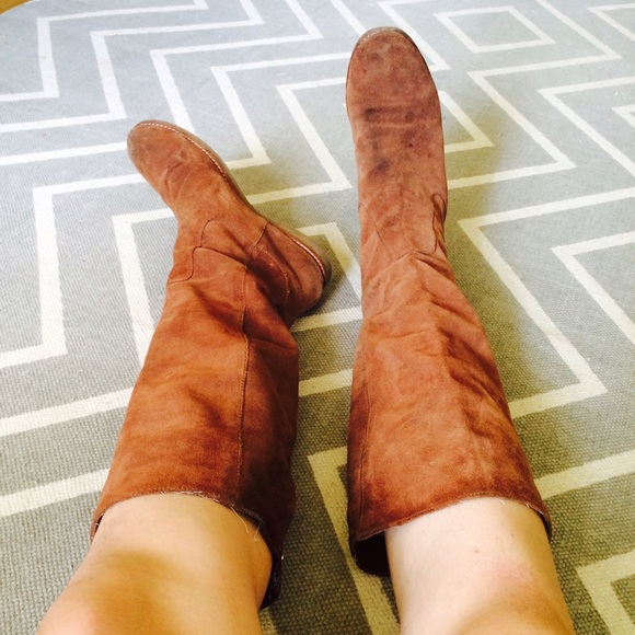 S10 below the knee brown suede Michael Kors boots - Picture 1 of 4