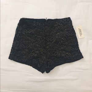 Lace floral shorts