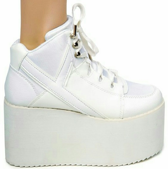 YRU Qozmo Hi Platform Sneakers NIB