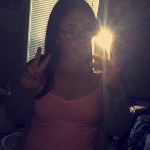 Meet your Posher, Kaitlyn