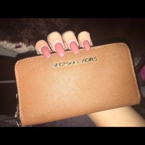 Michael Kors Wristlet