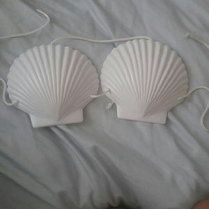 Mermaid bikini top