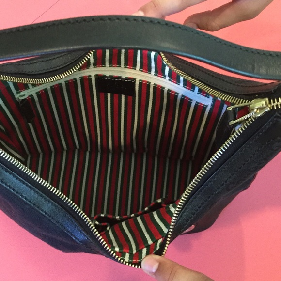 Gucci Handbag - Picture 2 of 4