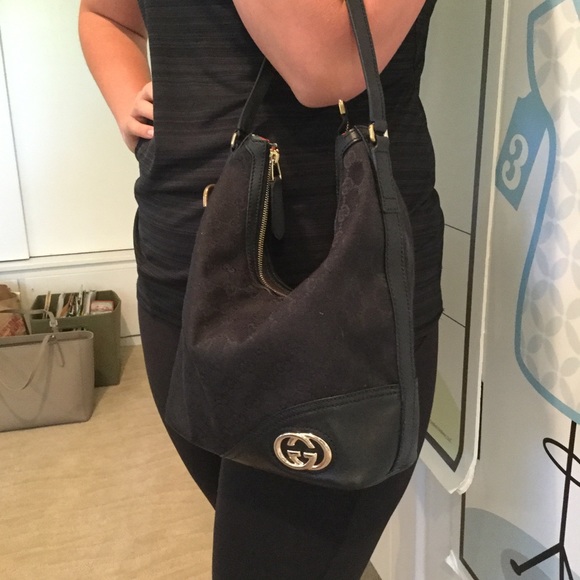 Gucci Handbag - Picture 4 of 4