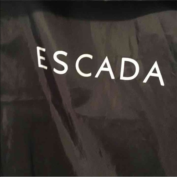 Escada bag - Picture 2 of 2