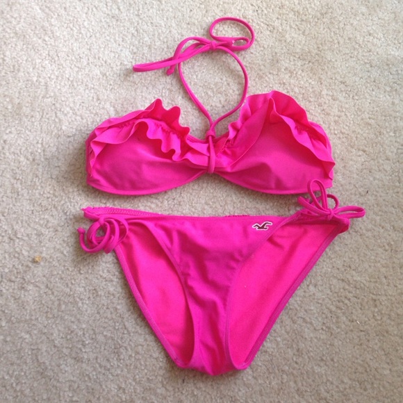 Pink ruffled bikini