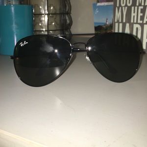 Ray ban black aviators large