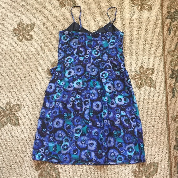 NWOT LC Lauren Conrad Floral Dress- Size 2 - Picture 4 of 4