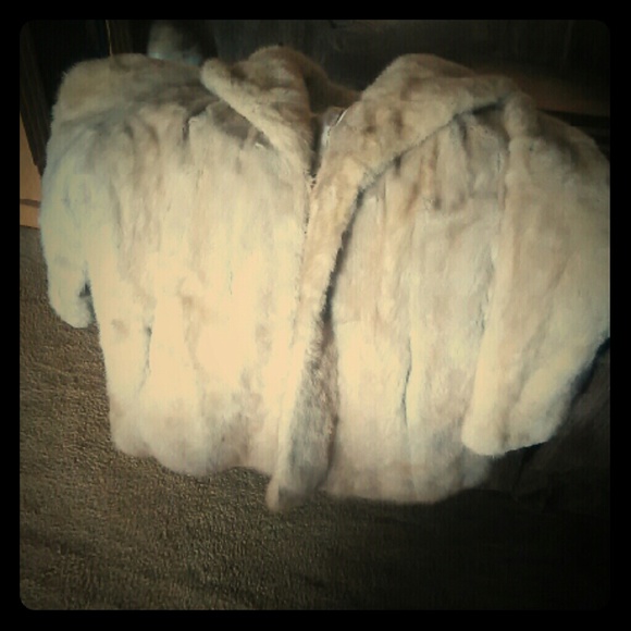 Antique fur woodward and lothrop