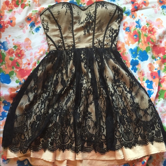GUESS Dresses & Skirts - Guess Lace Dress